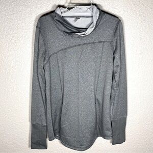 🔥🔥Jockey long sleeve pullover kangaroo pocket top women’s size M